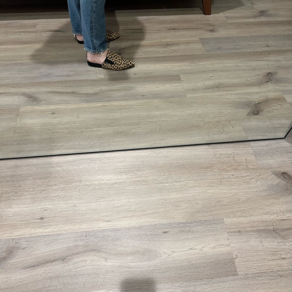 Jenni Kayne Leopard Print Women's Shoes - Picture 5 of 6